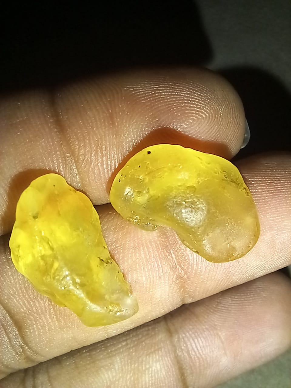 Natural Yellow Sapphire | Rough