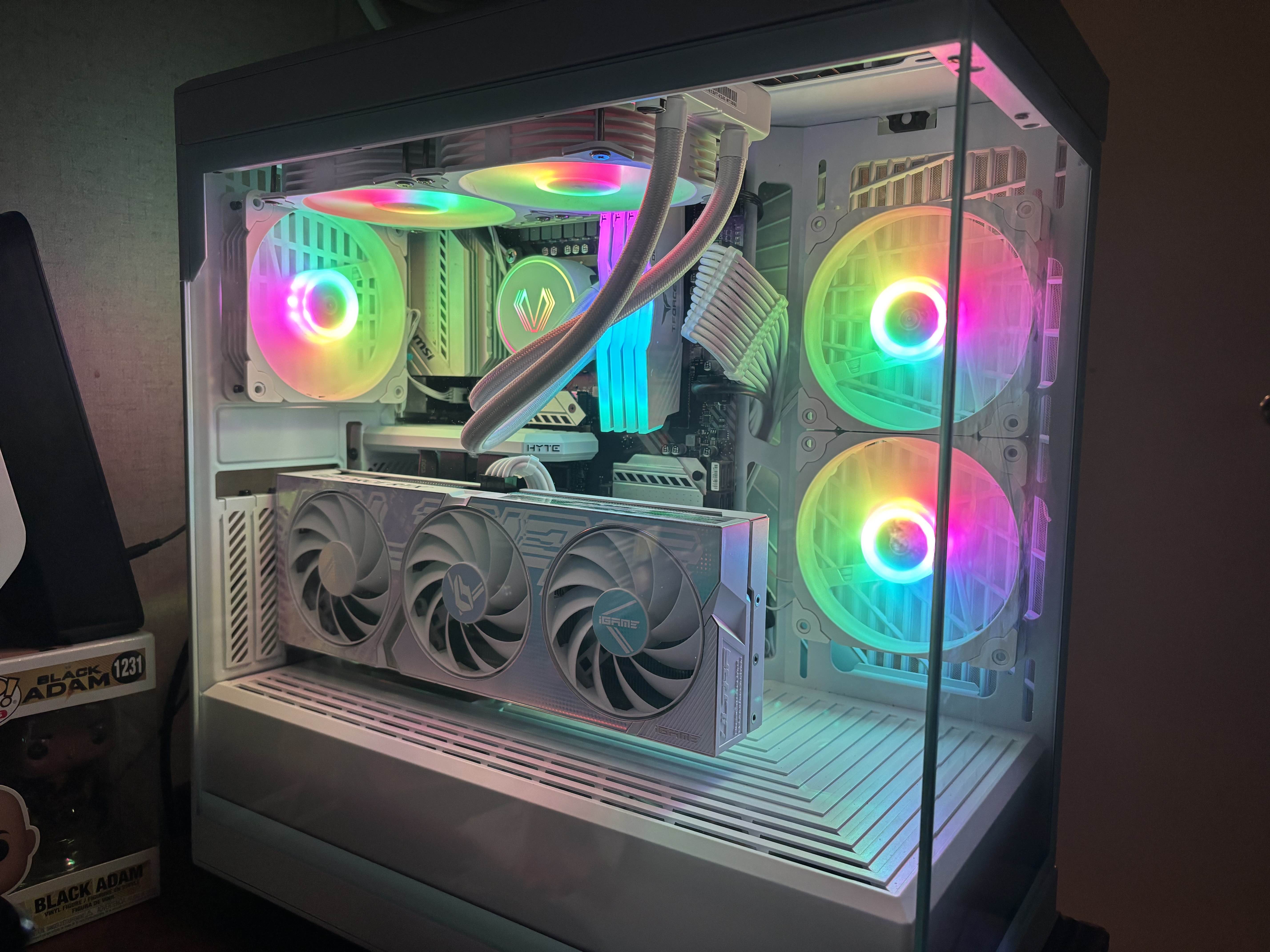 RTX 5090 & Ryzen 7 Build